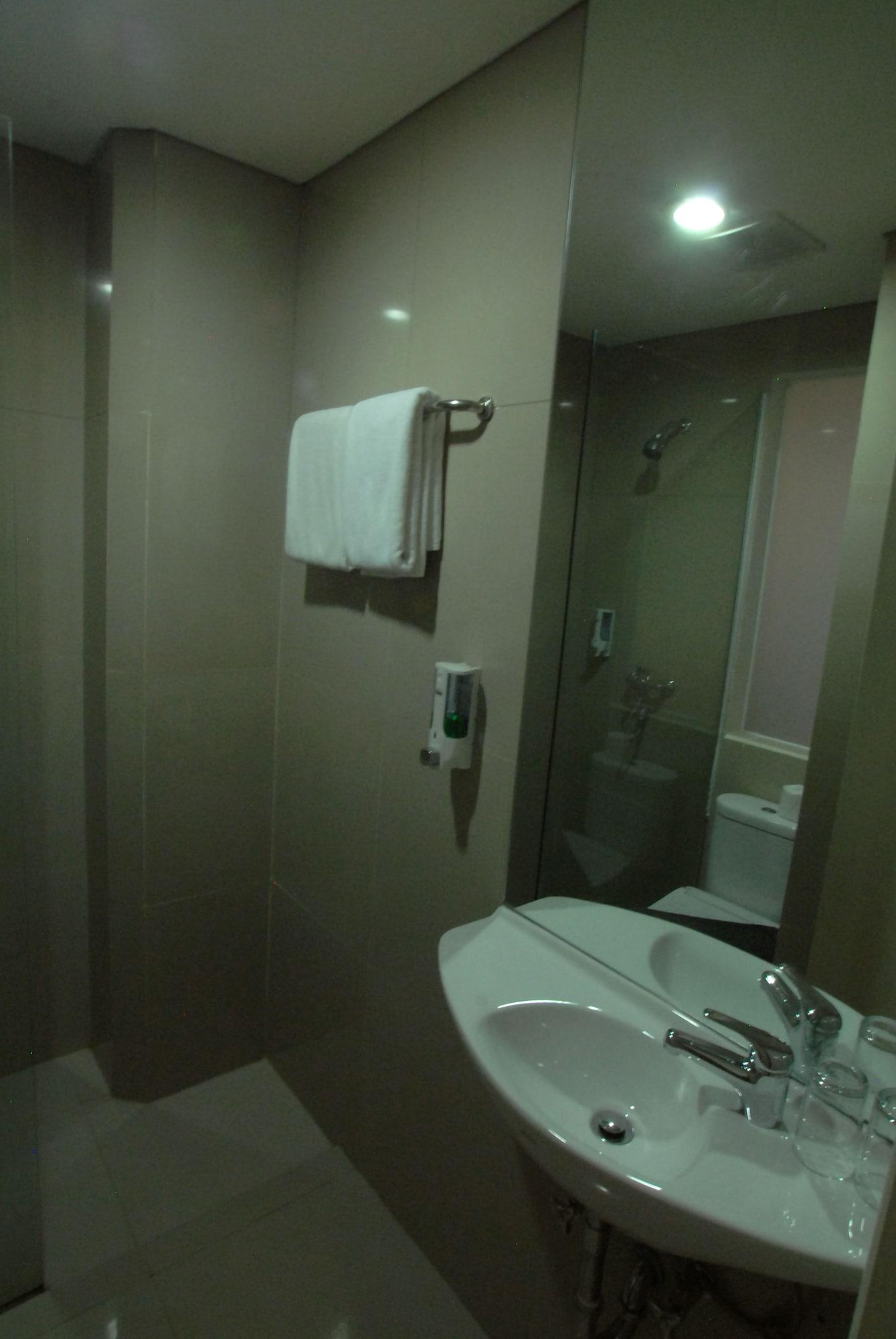 בנדונג Vio Hotel Veteran מראה חיצוני תמונה