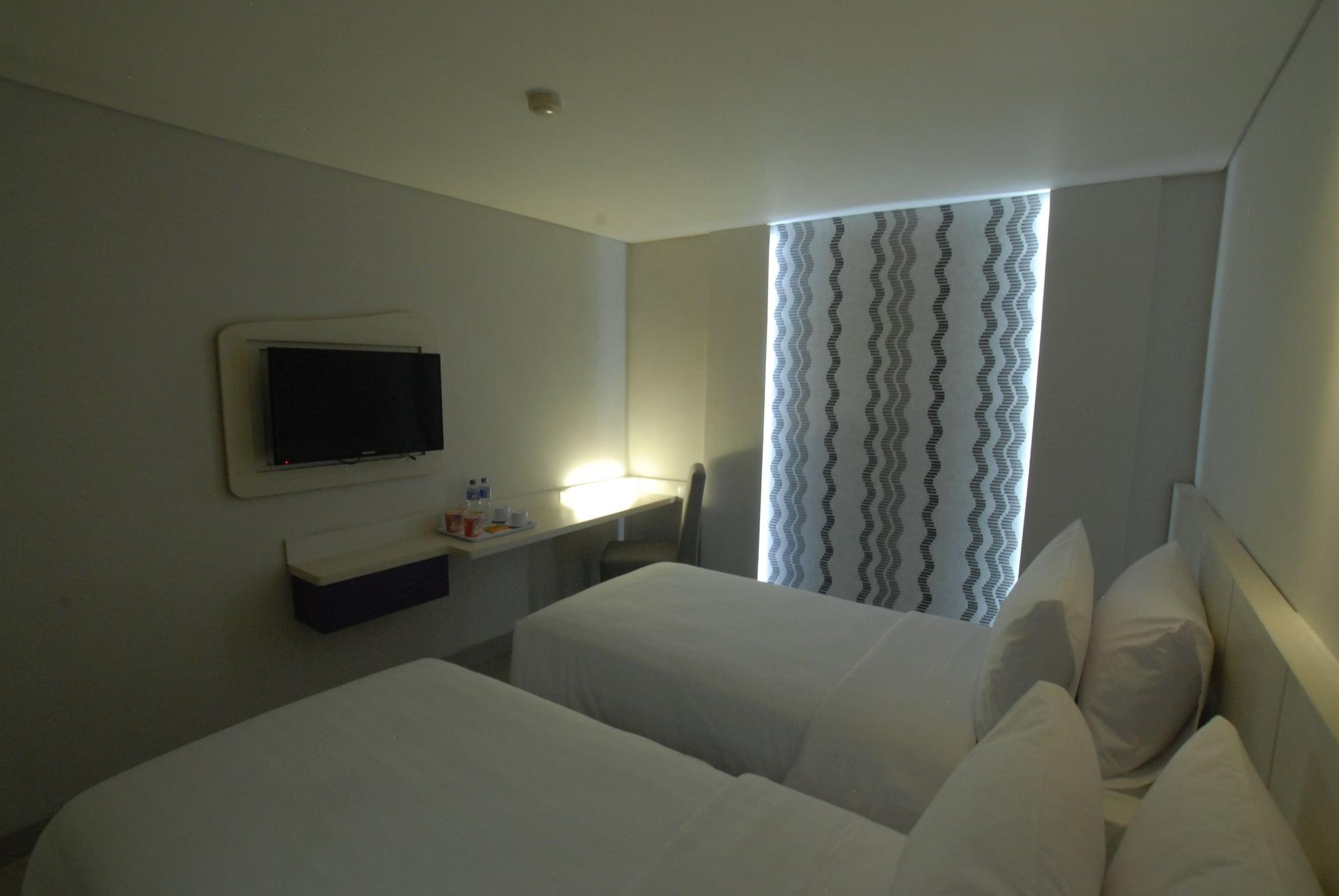 בנדונג Vio Hotel Veteran מראה חיצוני תמונה